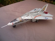Vintage T.N. Made in Japan USAF Phantom F-111A Blech Düsenjäger Batteriebetrieb