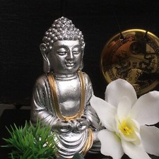 Buddha Figur Zen Garten gold