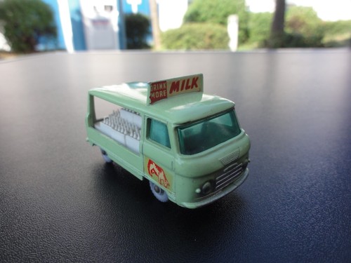 Matchbox lesney commer bottle - matchbox,