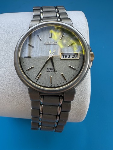 Seiko spirit titanium quartz - seiko,