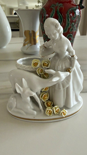 Porzellanfigur mädchen mit - mädchen,