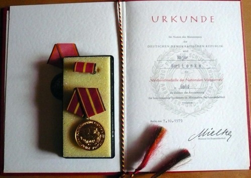 Ddr verdienstmedaille der nva - ddr,