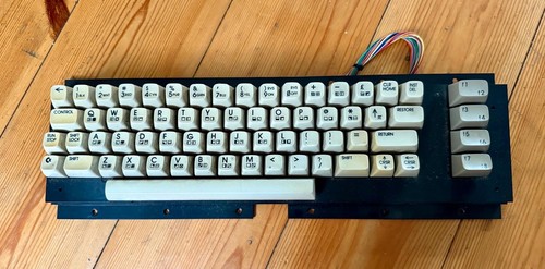 Commodore c64 tastatur - commodore, /