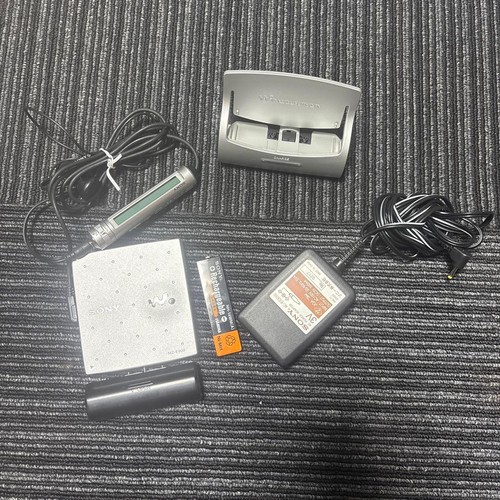 Sony e909 silber mdlp - sony,