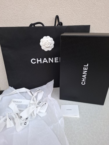 Authentic chanel black box - 🟢authentic,
