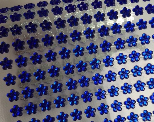 132 selbstklebende blumen 6mm - 132,