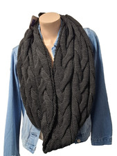 Trendy Loop Schwarz Strick