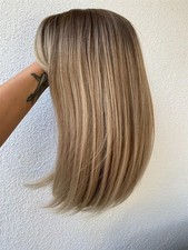 Perücke bob grau blond