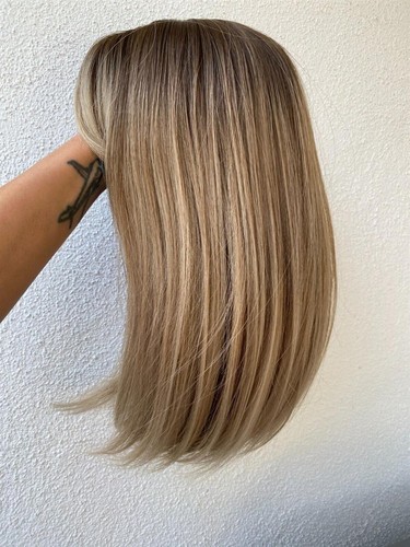 Perücke bob grau blond