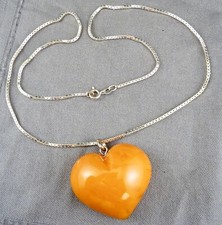 Anhänger Herz Bernstein egg