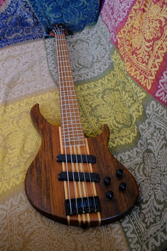 Saiter bass harley benton - 5,
