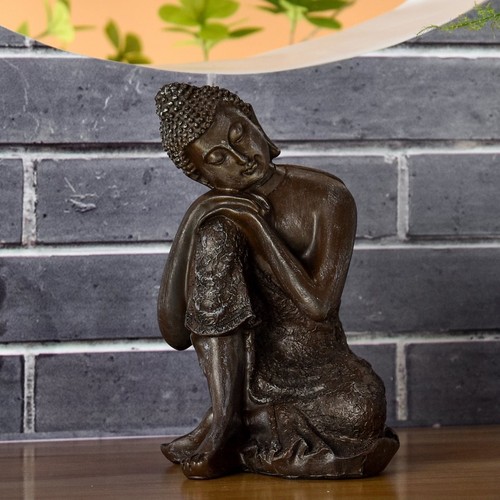 Sitzender thai buddha - sitzender, denker