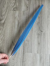 53.5 cm Feder ??  Papageienfeder  Ara Vogelfeder Schwanzfeder blau-gelb