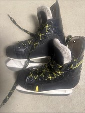 Schlittschuhe Kinder. Größe