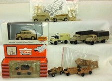 Roco/Herpa H0 Minitanks Konvolut 11 Modelle in Sandfarbe / Teilweise Bausatz