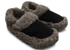 Hüttenschuhe, Hausschuhe  aus 100% Schafwolle, Lammwolle, Schaffell, Leder Sohle
