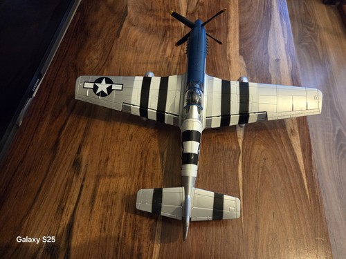 Mustang 21st century toys - p-51,