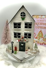 Deko Holzhaus auf Sockel