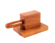 TWERGI ♦ Alessi Nussknacker Entwurf Andrea Branzi 1991