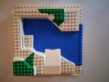 D01 / LEGO Duplo     1 Stück  38x38x6   3D Platte Grundplatte