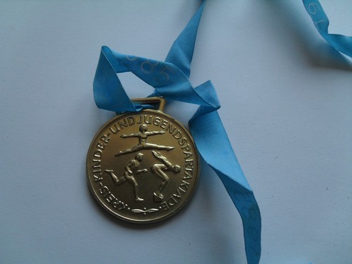 Ddr medaille aus plastik - medaille,