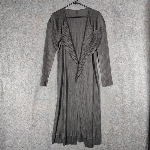 Pleats please issey miyake - pleats,