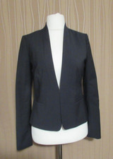 180 2001 MARIE LUND Damen