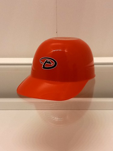 baseball helm