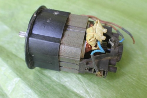 Kleiner elektromotor 220 450 - kleiner, v