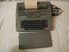elektrische Schreibmaschine SHARP PA 4000 QWERTZ funktioniert