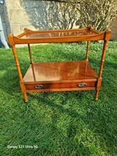 beistelltisch  Englisch Stil