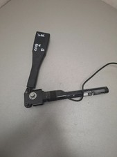 Gurtstraffer Opel Corsa D Gurtschloss vorne Rechts 13286179