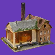 Diorama H0/1:87 Faller Gebäude Altstadt Brauerei mit Sudhaus Top gealtert