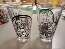 2 Trinkgläser und 2 Sammelgläser mit Korkdeckel mit Motiven von  Disney