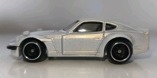 Hot wheels datsun 240z - hot,