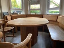 Team 7 Gebrauchte Essgruppe mit Tisch, großer Bank und Stühlen.