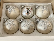 Alte Christbaumkugeln mit