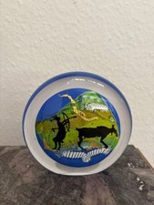 Sammlerstück Glasobjekt Briefbeschwerer Studioglas mit Signatur und Jahresangabe