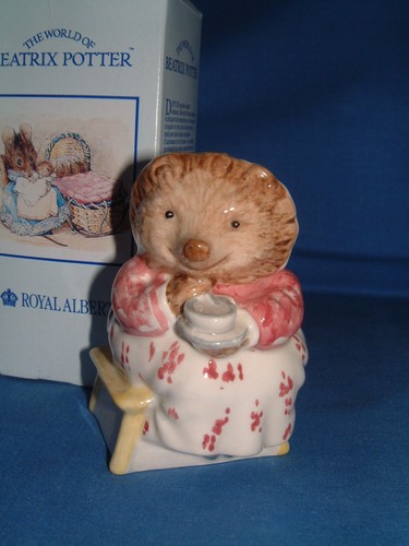 Beatrix potter royal albert - by,