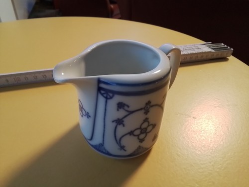 Milchkännchen strohblume - milchkännchen,