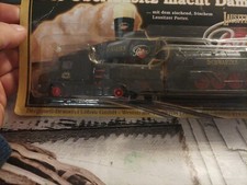 Modell eines Lastwagens, der für Porter-Bier wirbt