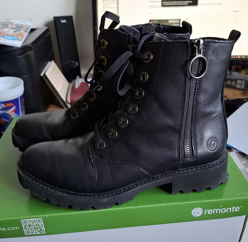Schwarze stiefel von remonte - stiefel,