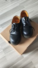 Dr. Martens mit Stahlkappe 38