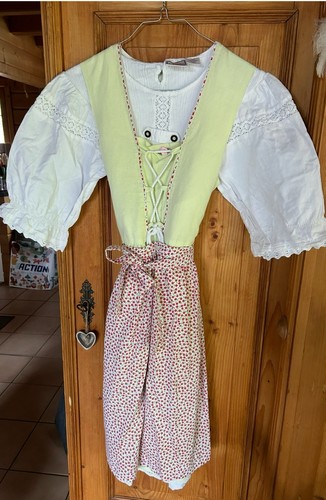 Dirndl teilig mit bluse und - mit,