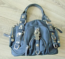 GGL George Gina & Lucy Tasche