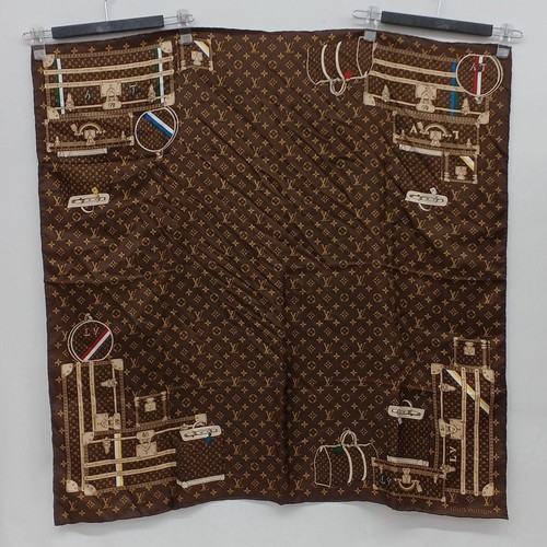 Louis vuitton carre monogram - vuitton,