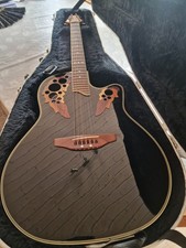 Ovation Celebrity Deluxe CC257 - Mit Koffer - Elektroakustische Gitarre