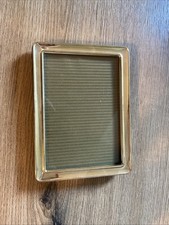 versilberter Bilderrahmen 10x15 cm mit breitem Rand, Holzrückseite & Aufsteller 