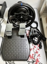 Thrustmaster T300 RS Lenkrad und Pedale