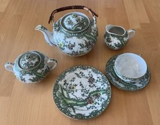 Chinesisches Teeservice  für 5 Personen, 18 Teile-mit Geisha Abbild in Tasse